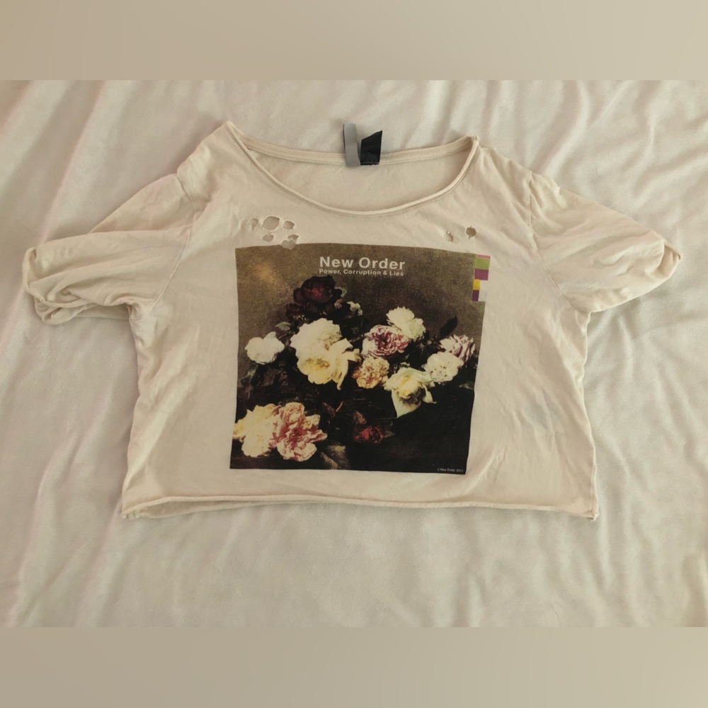 Graphic crop top t